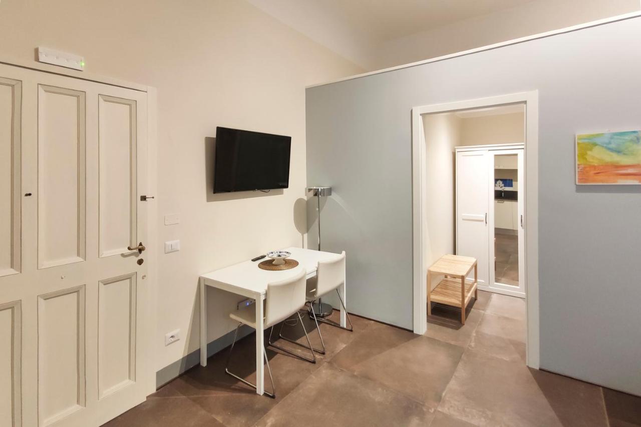 Apt. Perla - Pauline Suites, Palazzo Borghese Florence Buitenkant foto