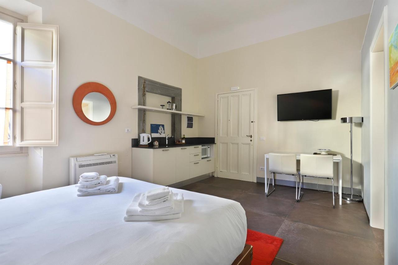 Apt. Perla - Pauline Suites, Palazzo Borghese Florence Buitenkant foto