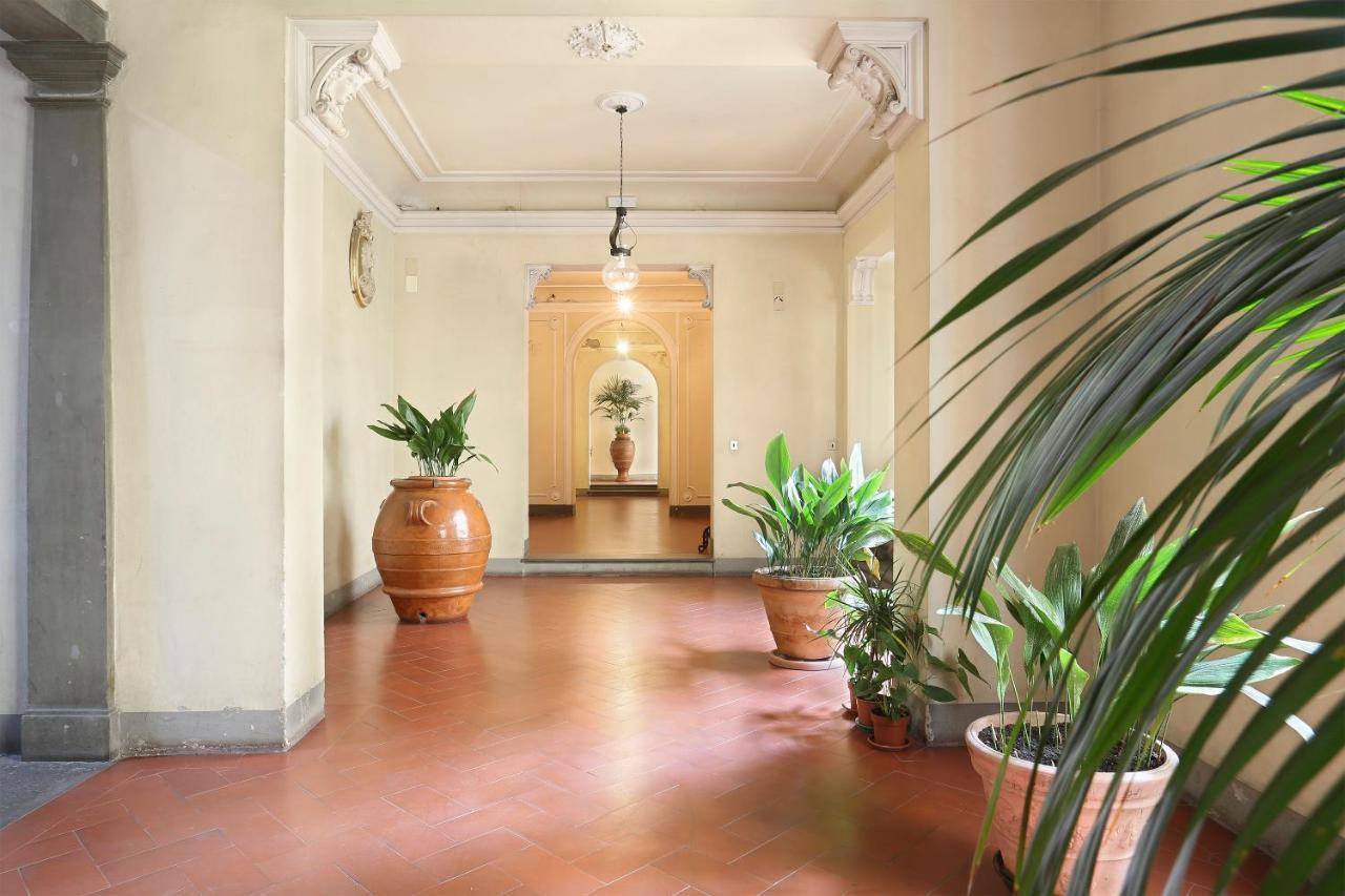 Apt. Perla - Pauline Suites, Palazzo Borghese Florence Buitenkant foto