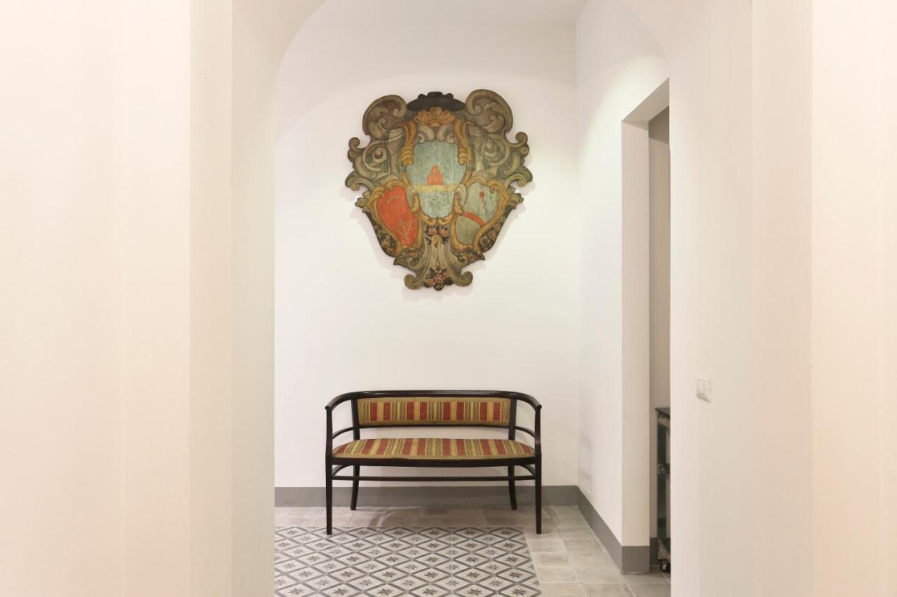 Apt. Perla - Pauline Suites, Palazzo Borghese Florence Buitenkant foto