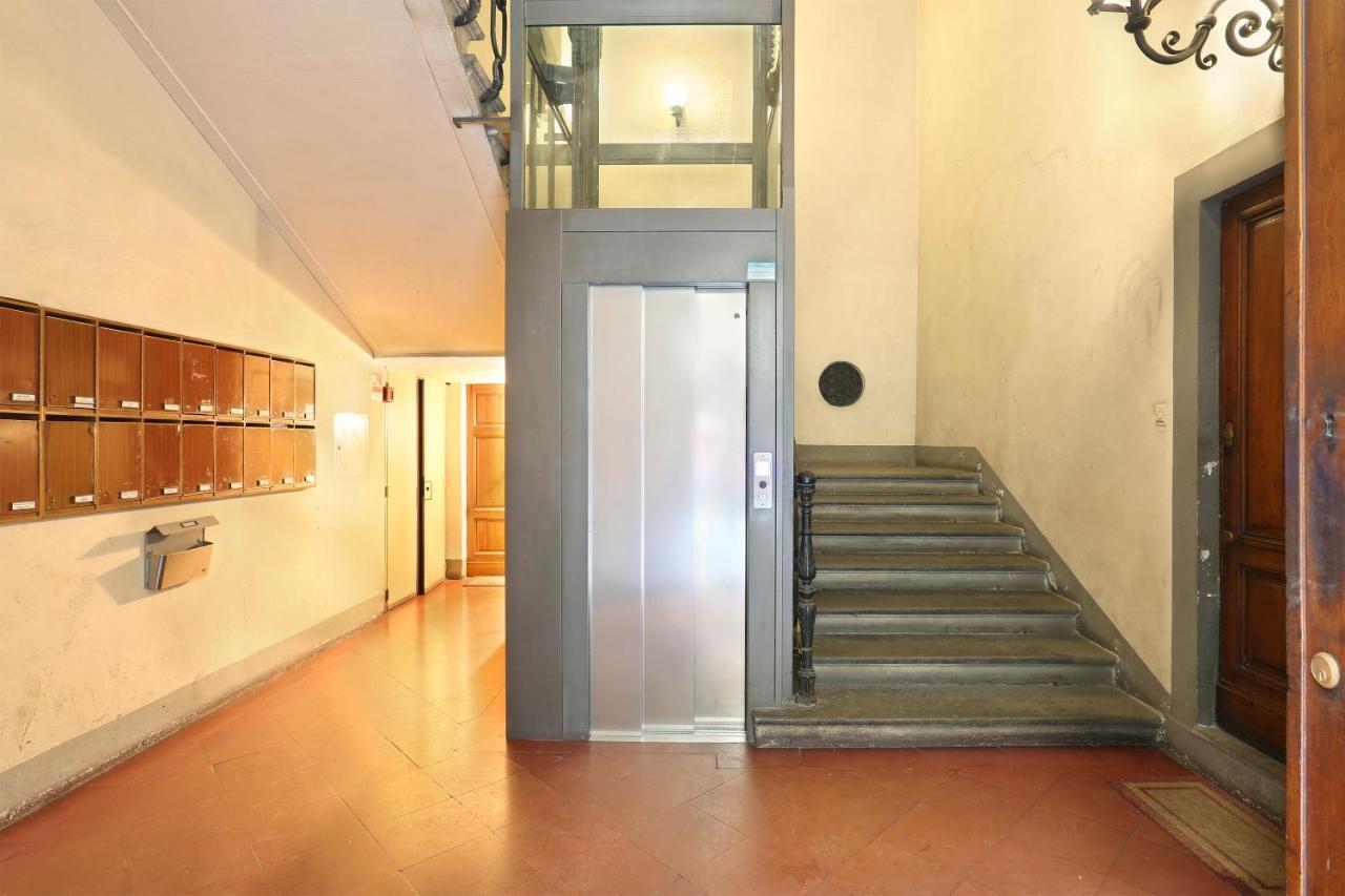 Apt. Perla - Pauline Suites, Palazzo Borghese Florence Buitenkant foto